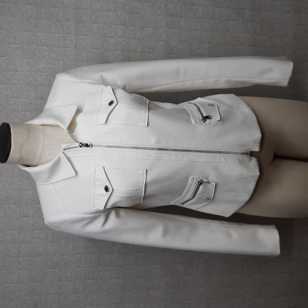 White House Black Market Winter White Zip Front Jacket
